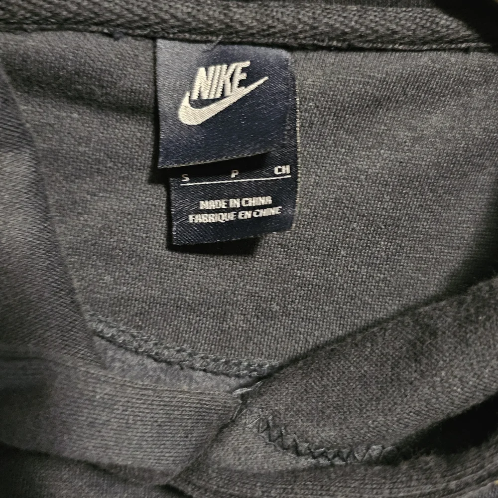 Nike Men's Dark Blue Hoodie Size S,  Very Good Condition
